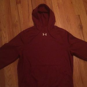 Under Armor sweatshirt